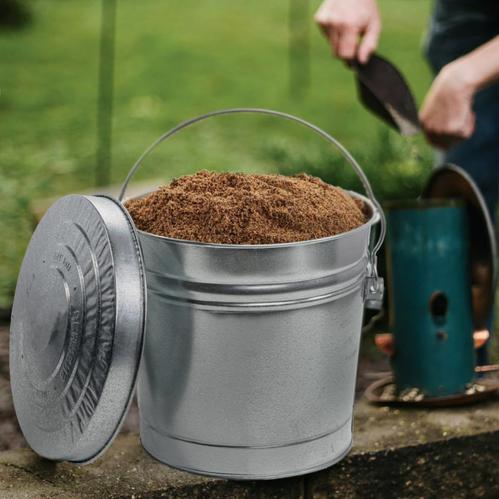 6 Gallon Galvanized Steel Locking Trash Can P132
