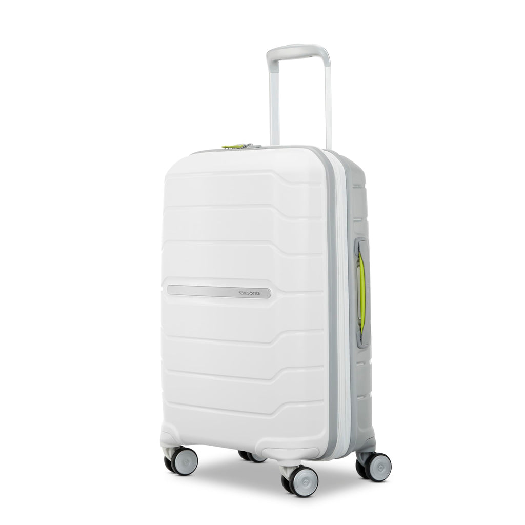 Hardside Carry-On Luggage with Spinner Wheels Y779