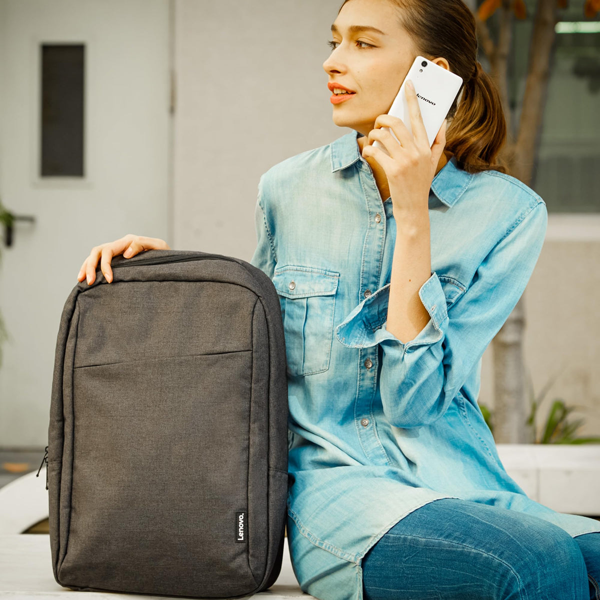 Black 15.6-Inch Laptop Backpack J2084